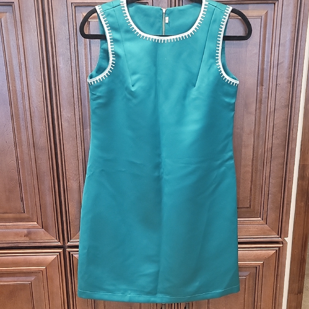 Elegant Teal Sleeveless Dress